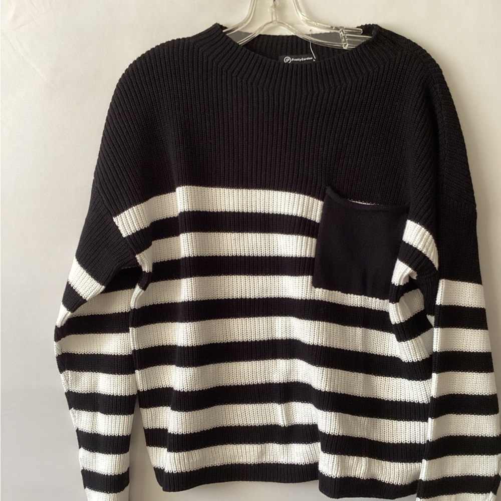 Pretty Garden Black and White Striped Sweater